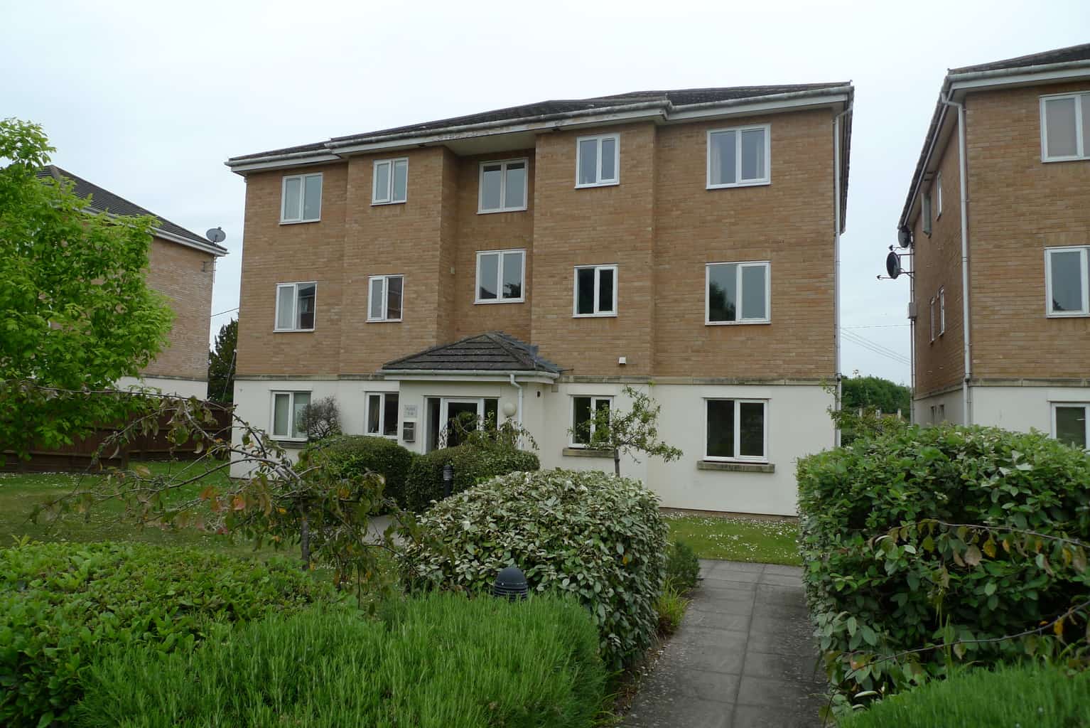 Jubilee Court Thatcham Henwick Properties