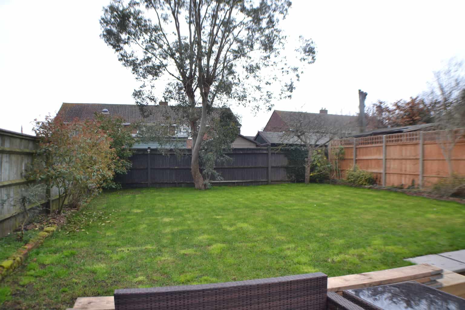 Alexander Road Thatcham Henwick Properties