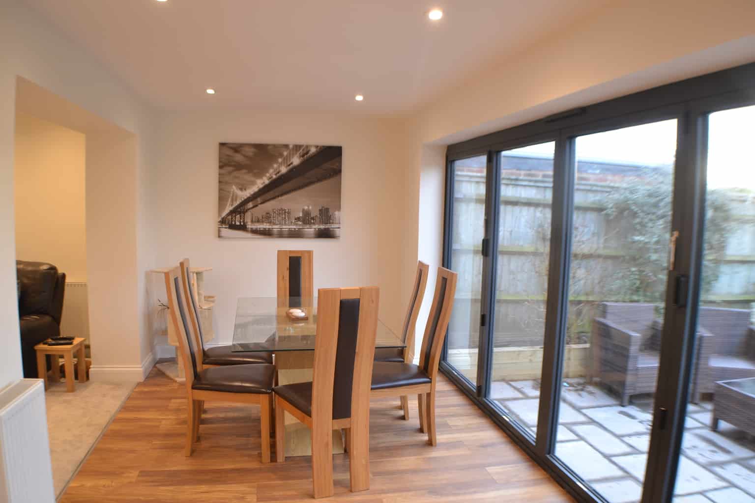 Alexander Road Thatcham Henwick Properties