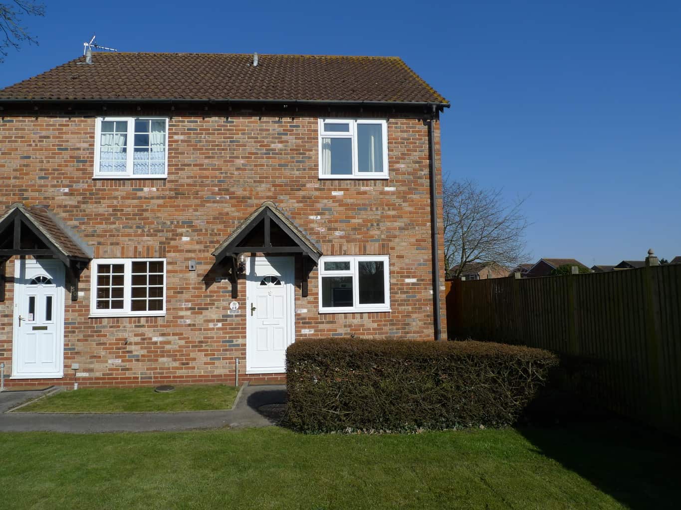 Nideggen Close Thatcham Henwick Properties