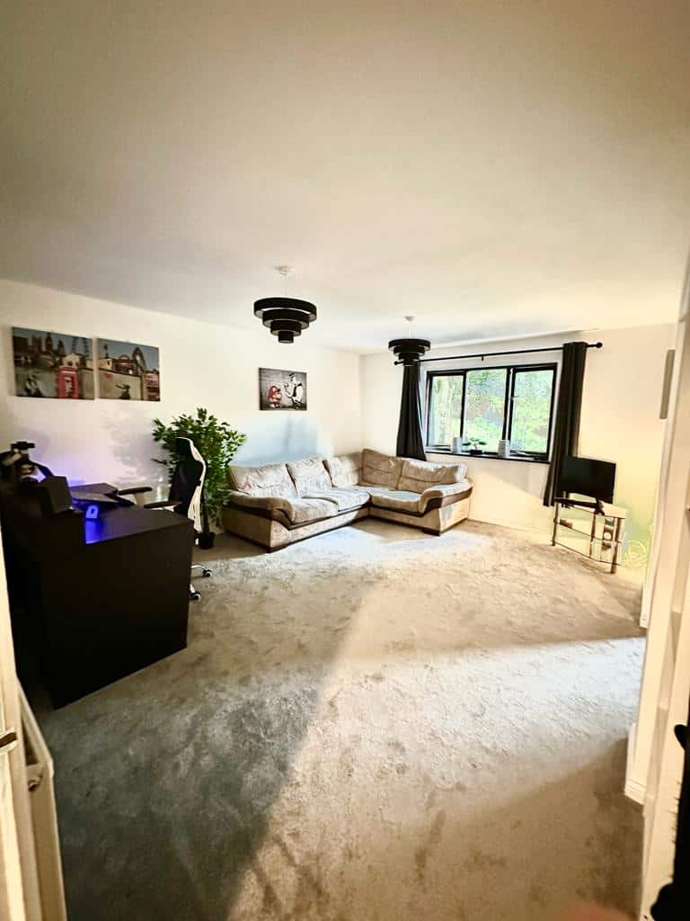 Caunter Road Speen Henwick Properties