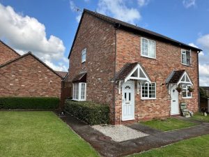 NIDEGGEN CLOSE, THATCHAM
