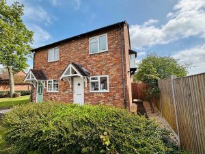 NIDEGGEN CLOSE, THATCHAM